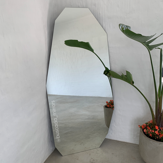 The Frameless Humility Mirror